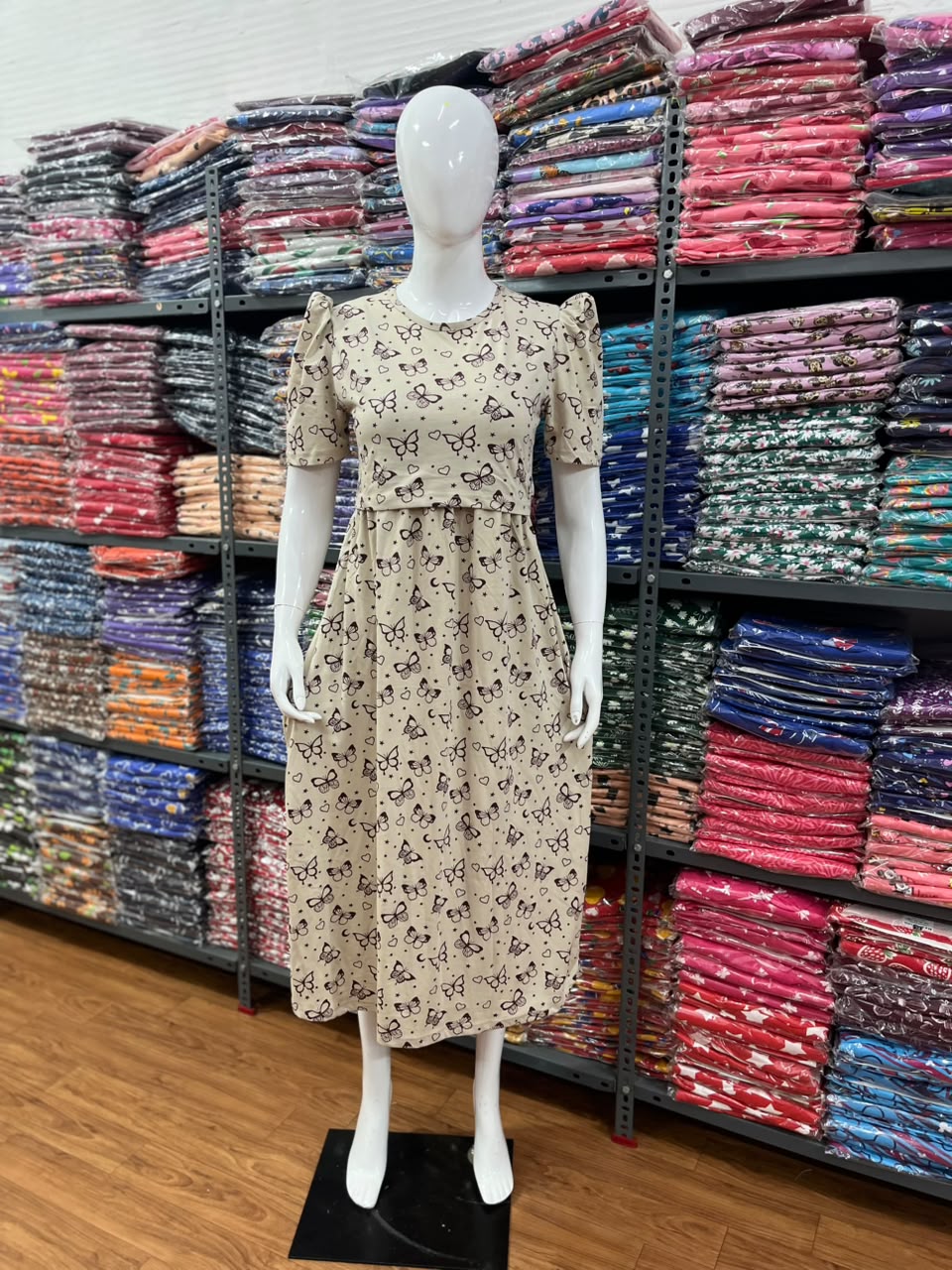 Zipless maternity and feeding wear - ankle length butt