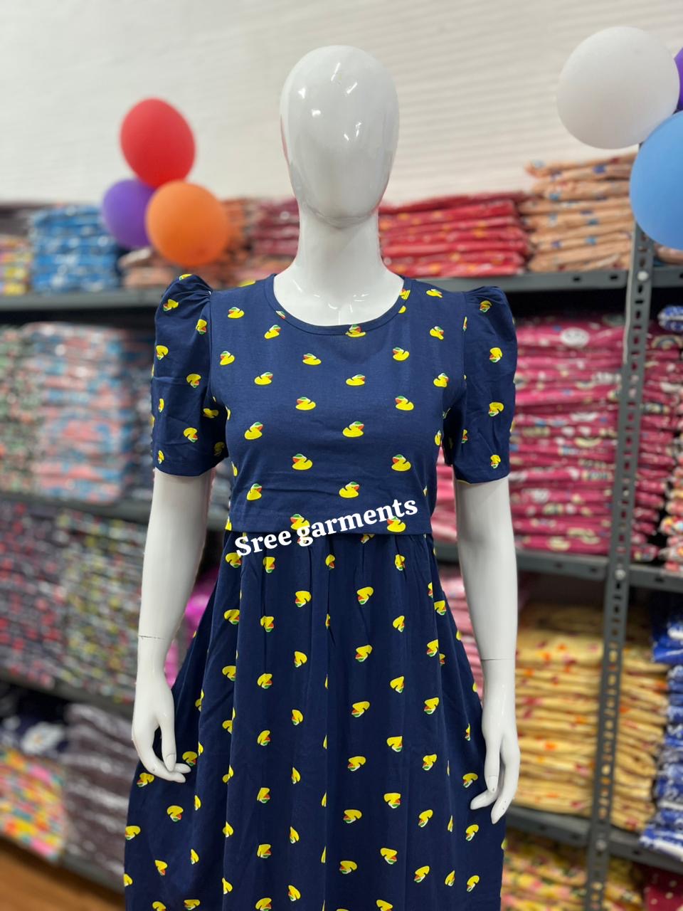 Zipless maternity and feeding wear - Full Length d