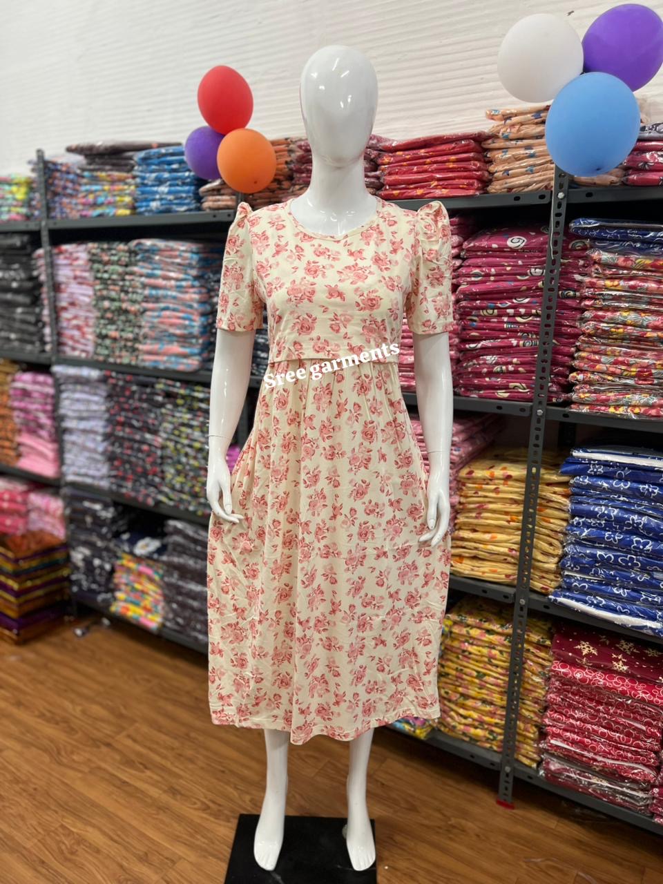 Zipless maternity and feeding wear - ankle length lite flower