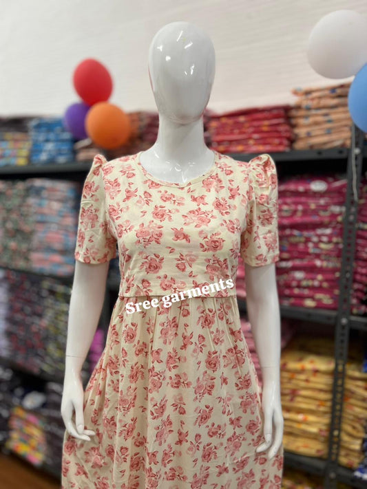 Zipless maternity and feeding wear - ankle length lite flower