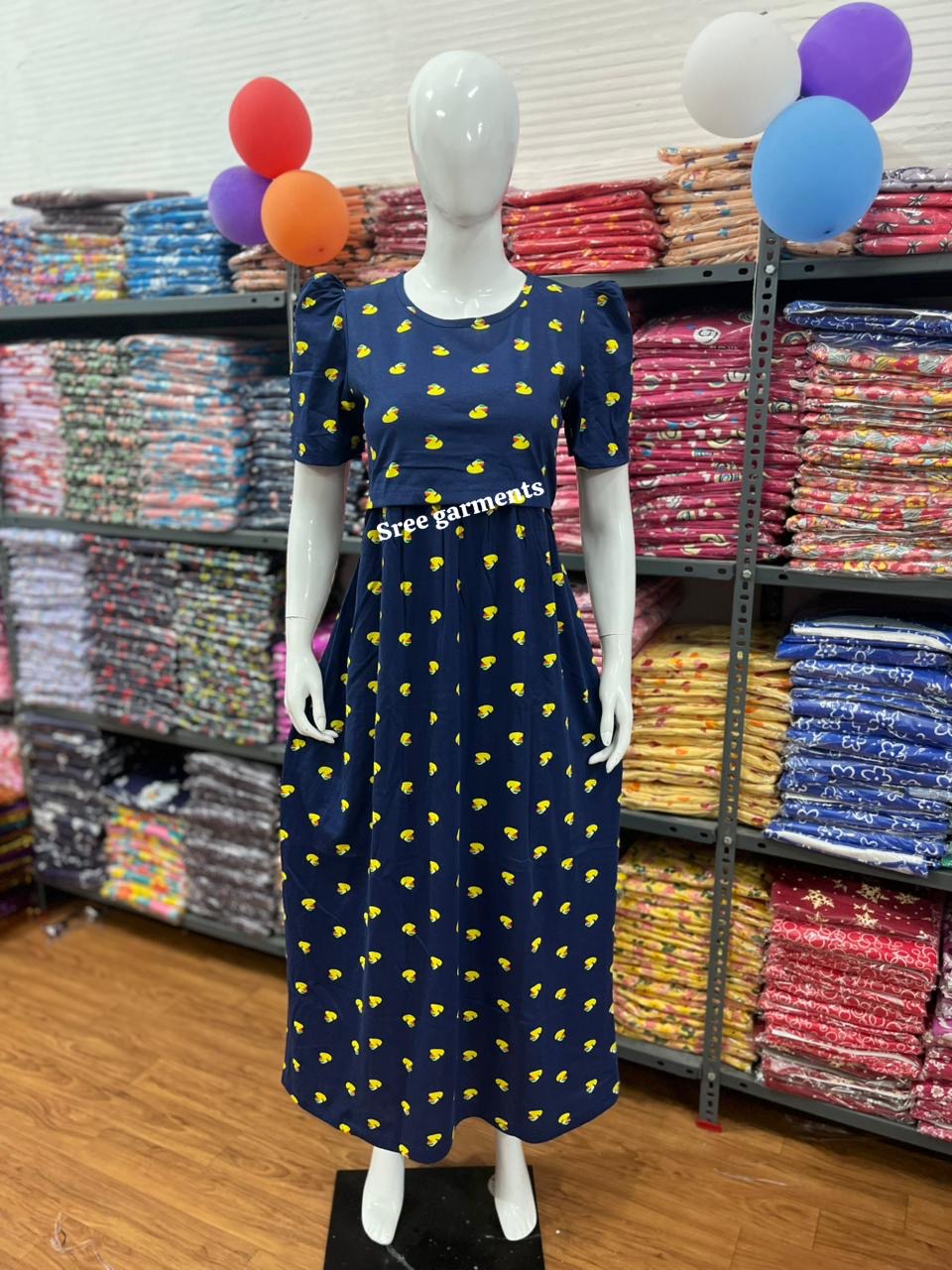 Zipless maternity and feeding wear - Full Length d